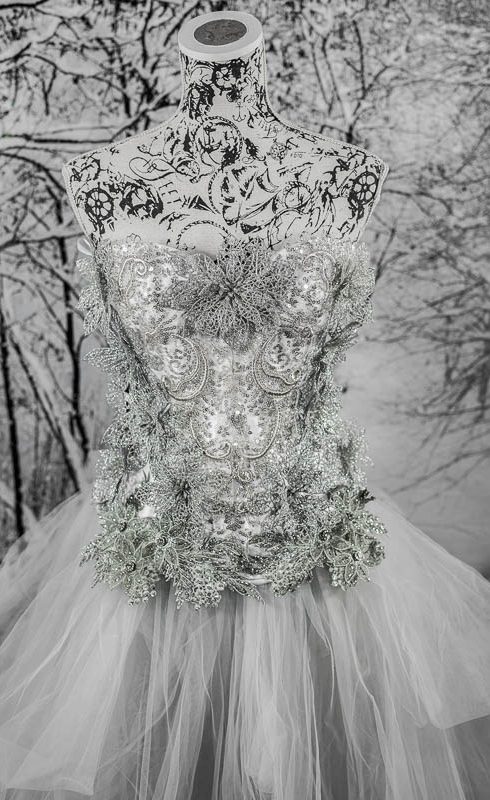 Eiskönigin-Ice Queen-Outfits-Kostüme-Fotoshooting-Photoshooting-Winter-Schweiz 4
